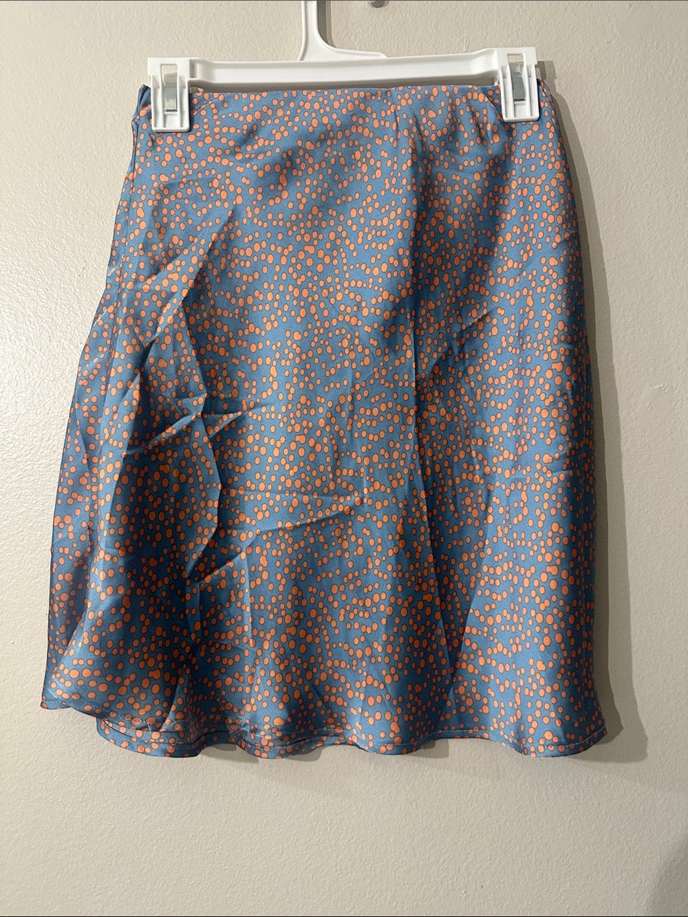 Timing Fabric in Dots - Blue/Peach skirt Sz M